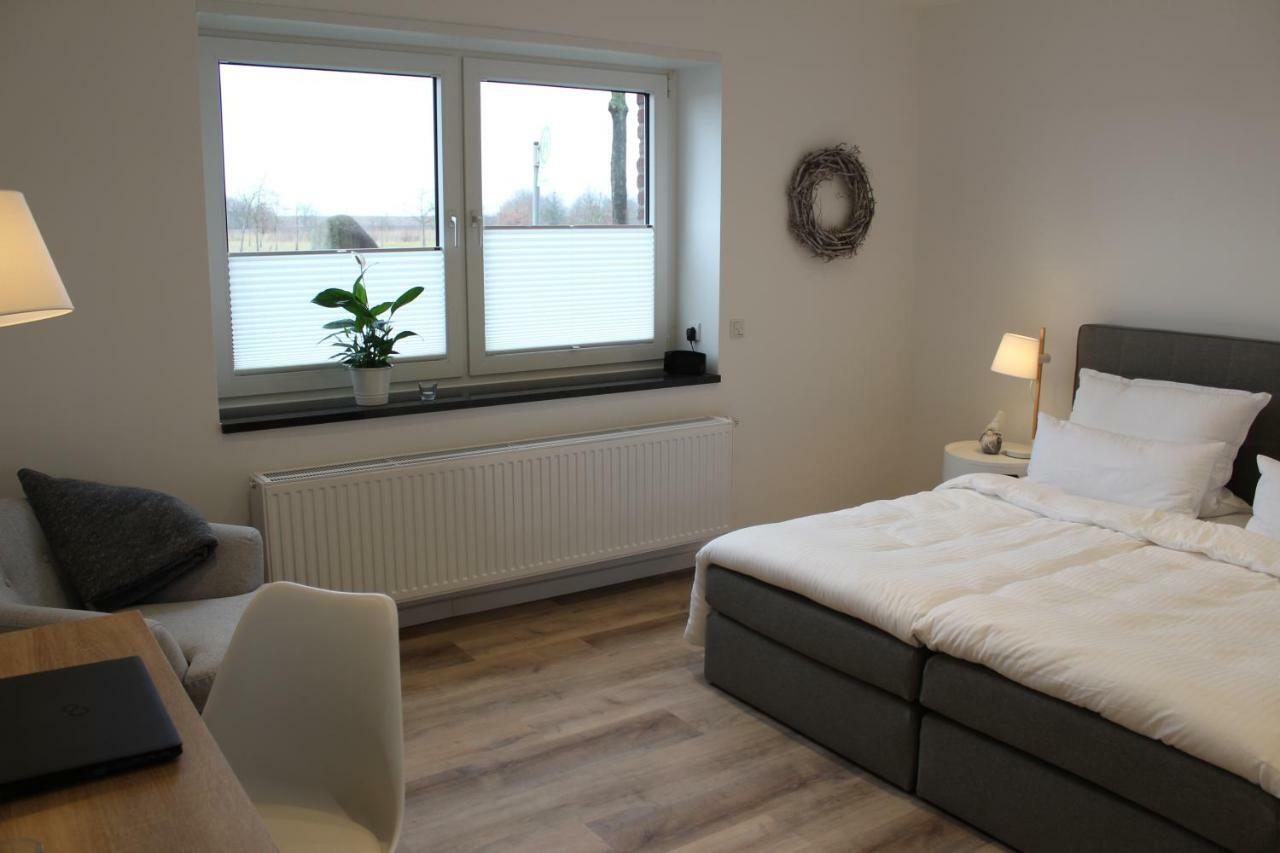 Gaestezimmer Bergerhof - Ankommen Und Wohlfuehlen نيوس المظهر الخارجي الصورة